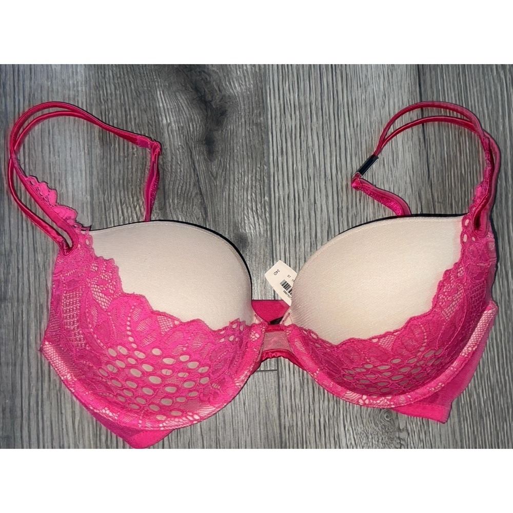 Victoria's Secret Very Sexy Push-Up Bra 34D Padded Adjustable Lace Trim Magenta